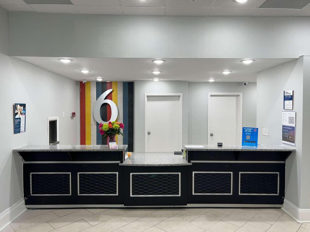 Motel 6 West Columbia Sc Airport Dış mekan fotoğraf